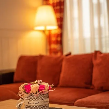 Vazov , One Bedroom Centre Appartement *