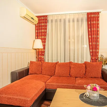 Vazov , One Bedroom Centre * Varna